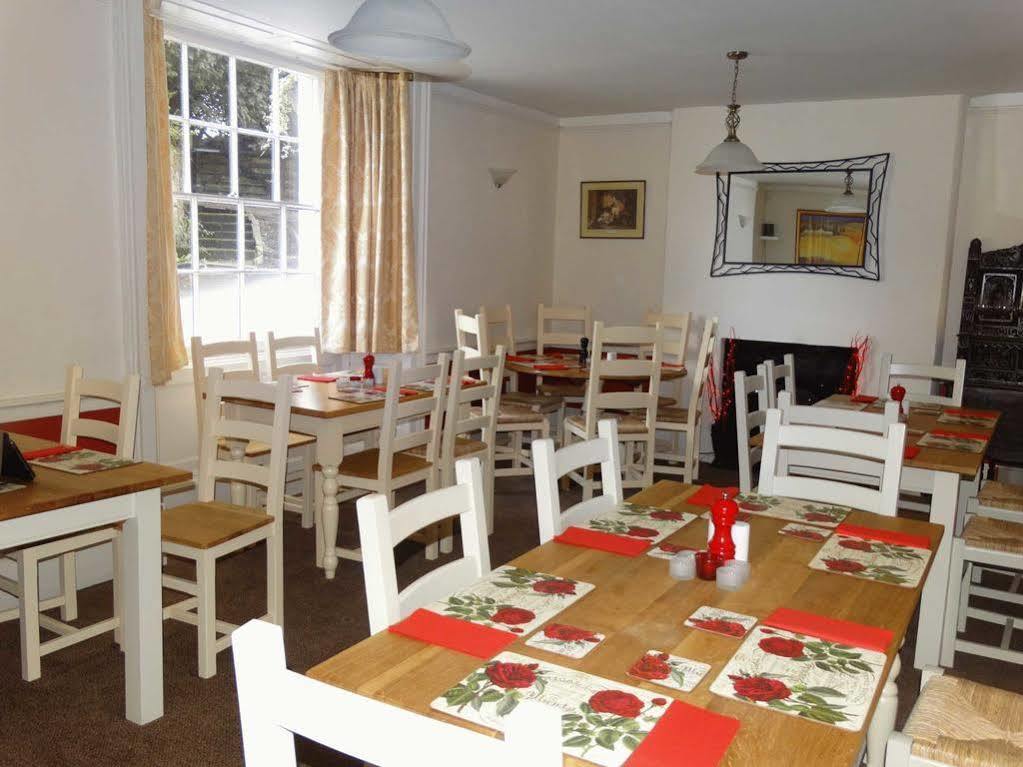 The Red Lion Hotel Oakford Екстер'єр фото
