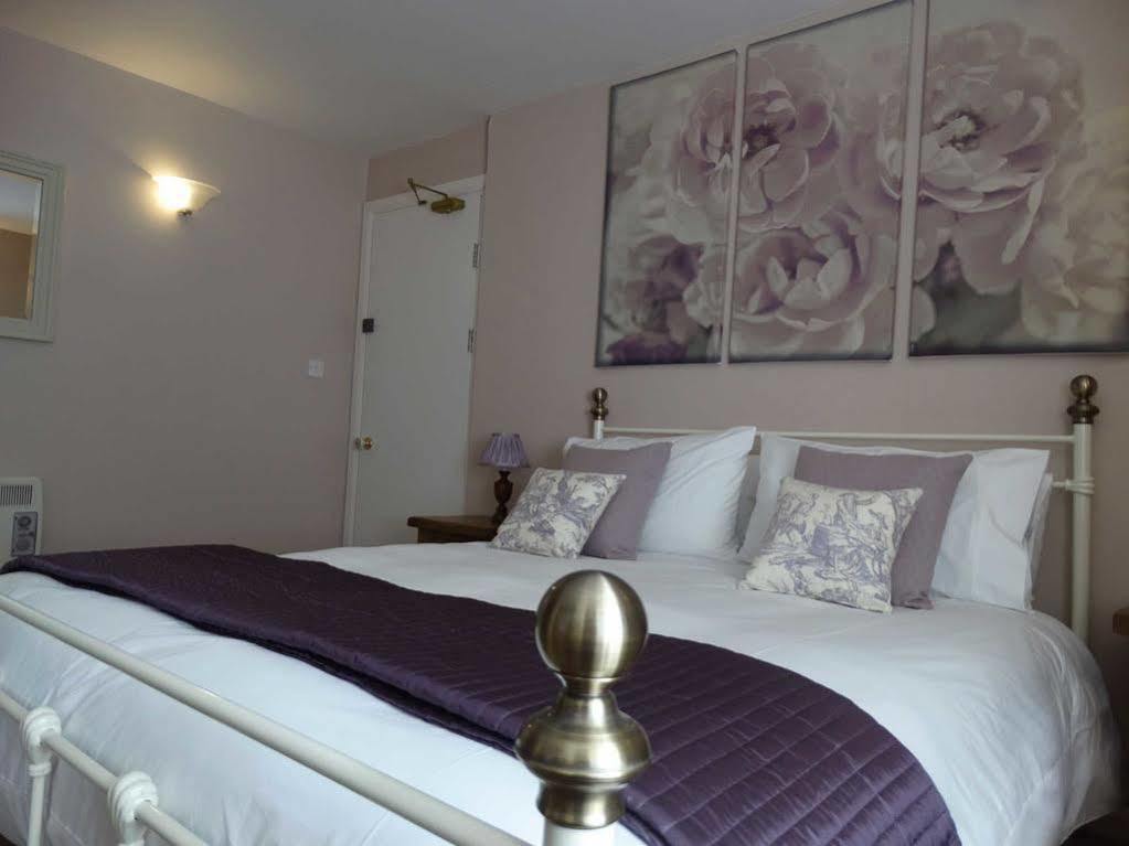 The Red Lion Hotel Oakford Екстер'єр фото