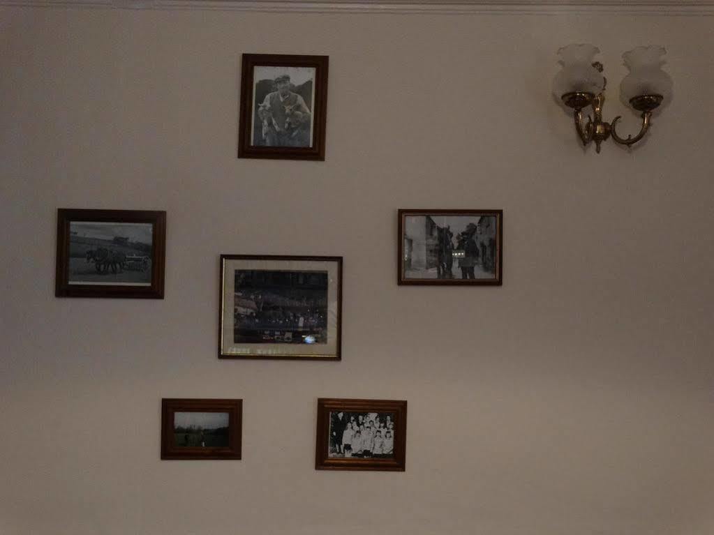 The Red Lion Hotel Oakford Екстер'єр фото