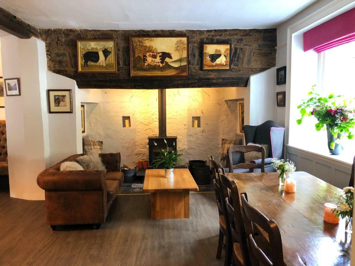 The Red Lion Hotel Oakford Екстер'єр фото